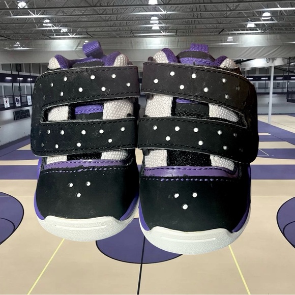 Rare 2008 Nike Zoom Sharkley Sneakers Toddler size 3C. - Picture 2 of 6